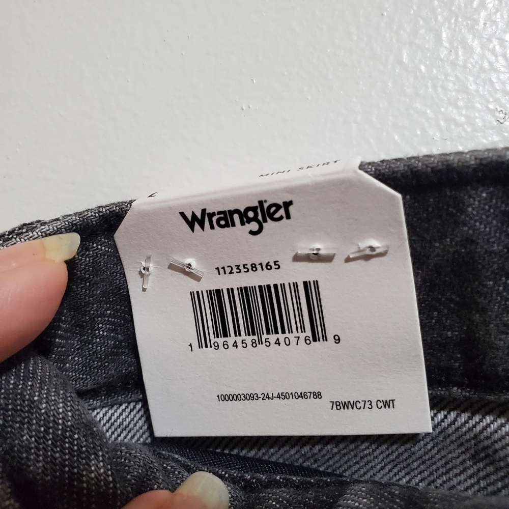 Wrangler Charcoal Frayed Denim Mini Skirt Size L Washed Denim - Picture 14 of 16